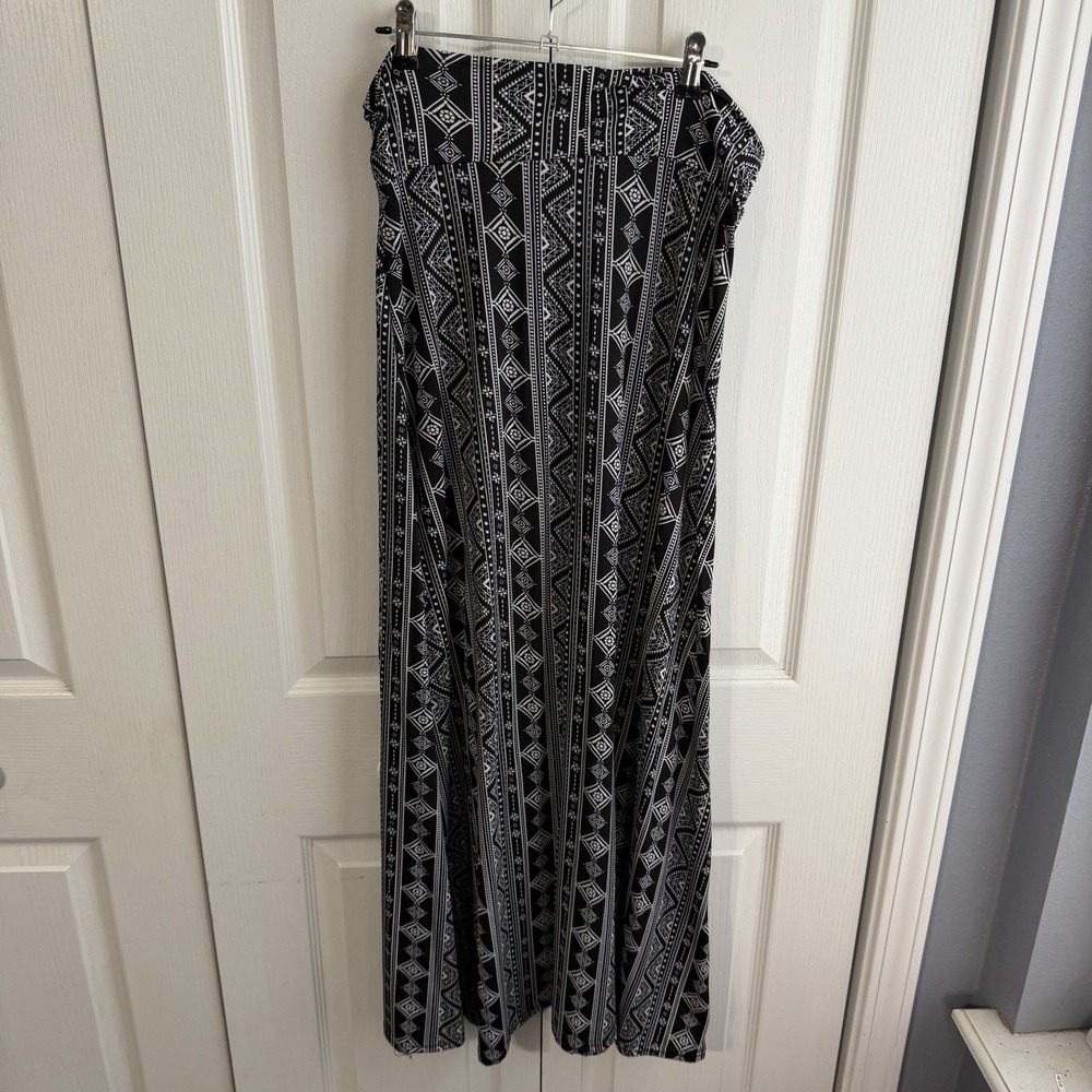 Black White Geometric Pull On Maxi Skirt Boho Festival Gypsy Stretch Y2K Hippie